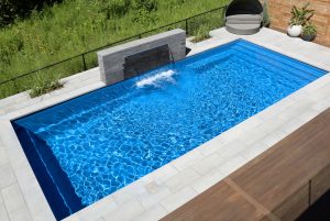 KELOWNA model - Dolphin Pools
